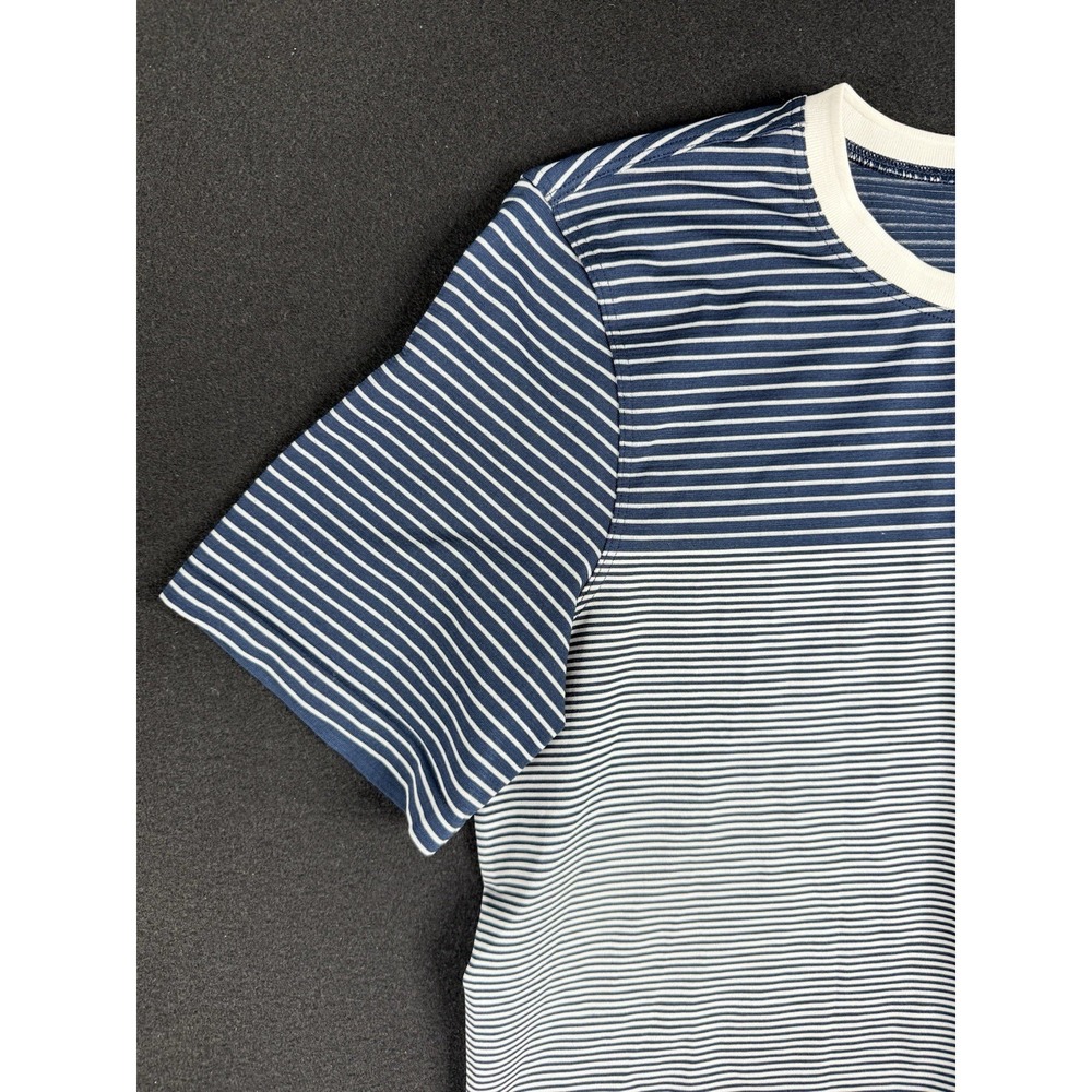 Lululemon Seamless Classic Fit Mariner Stripe Cropped T-Shirt Top Sz M Club Blue - Picture 3 of 13